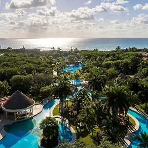 Курортный комплекс Iberostar Waves Paraiso Del Mar