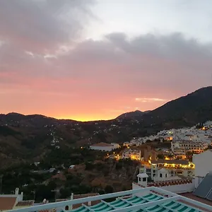Alma Y Lola Frigiliana