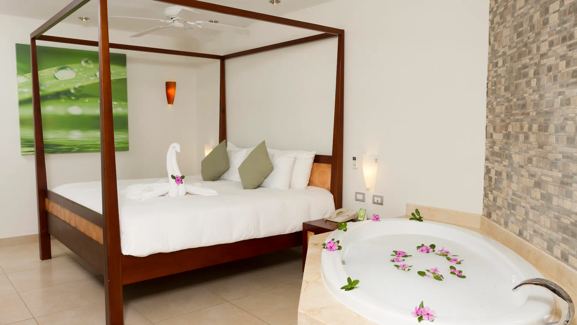 Sandos Caracol Eco Resort All Inclusive (Adults Only) Playa del Carmen