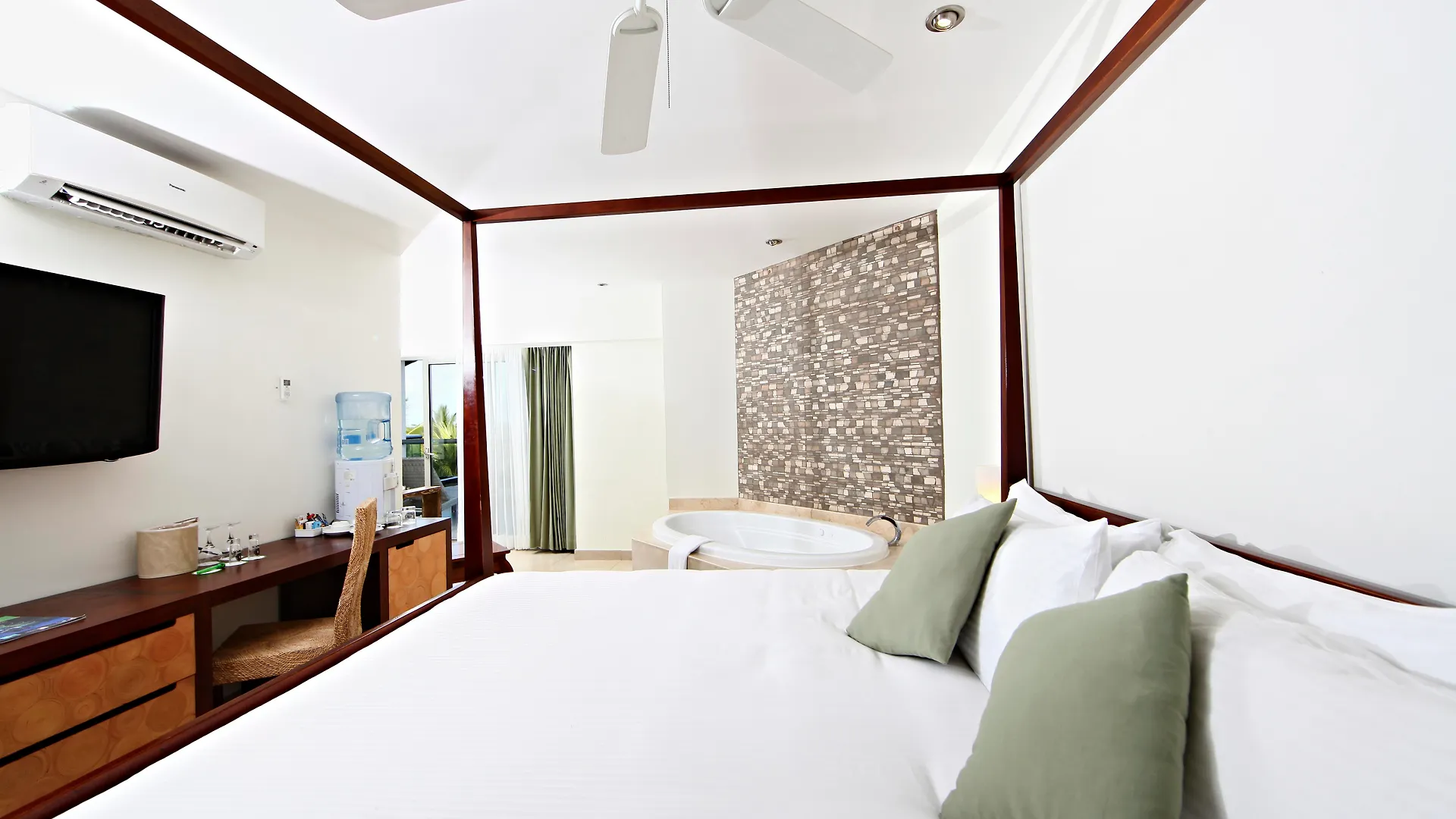 Sandos Caracol Eco Resort All Inclusive (Adults Only) Playa del Carmen